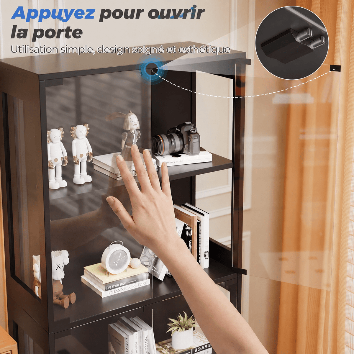 Vitrine en verre avec éclairage RGB et contrôle via application